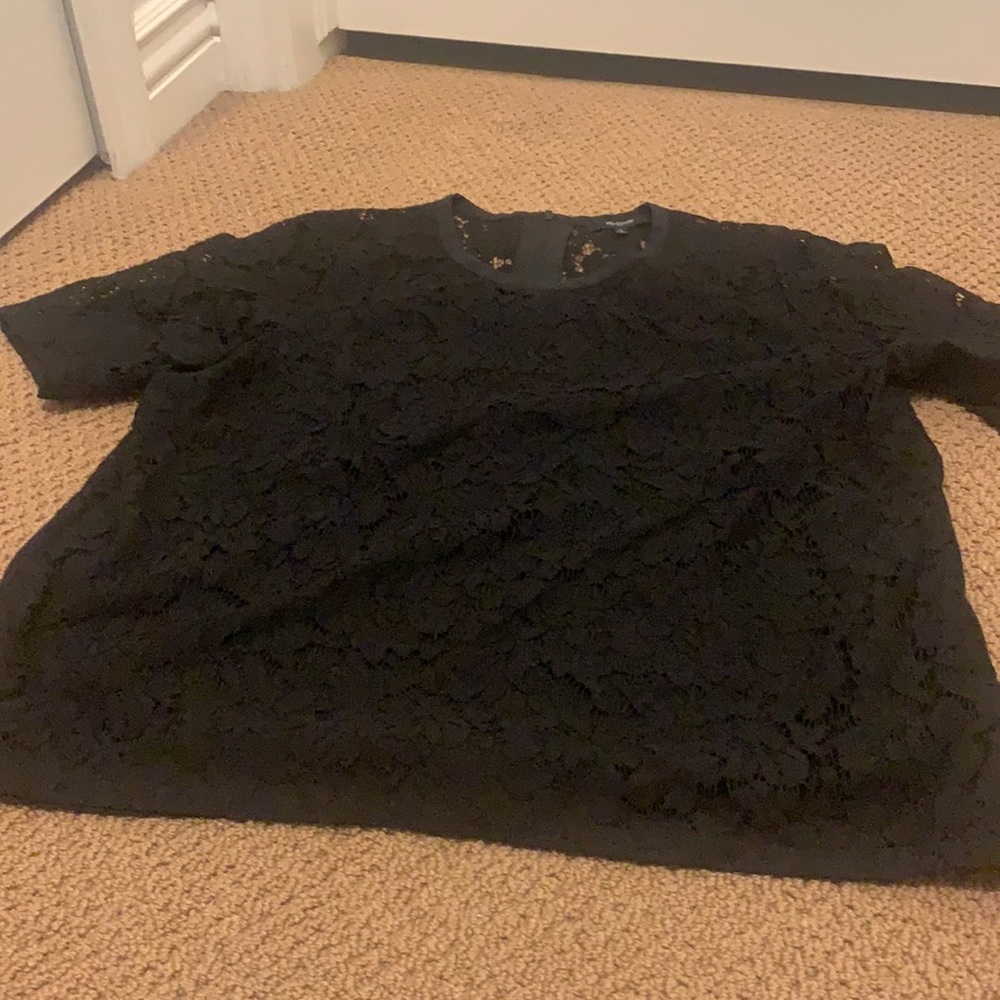 Lace crop top